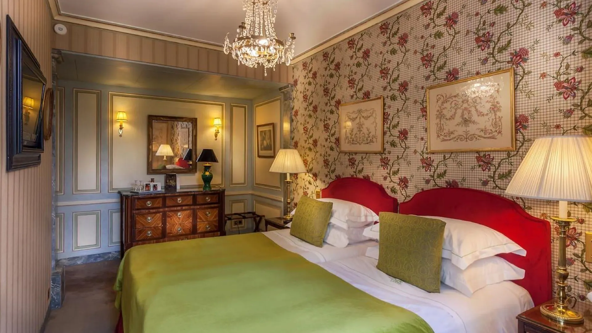 Hotel Duc De St-Simon Paris