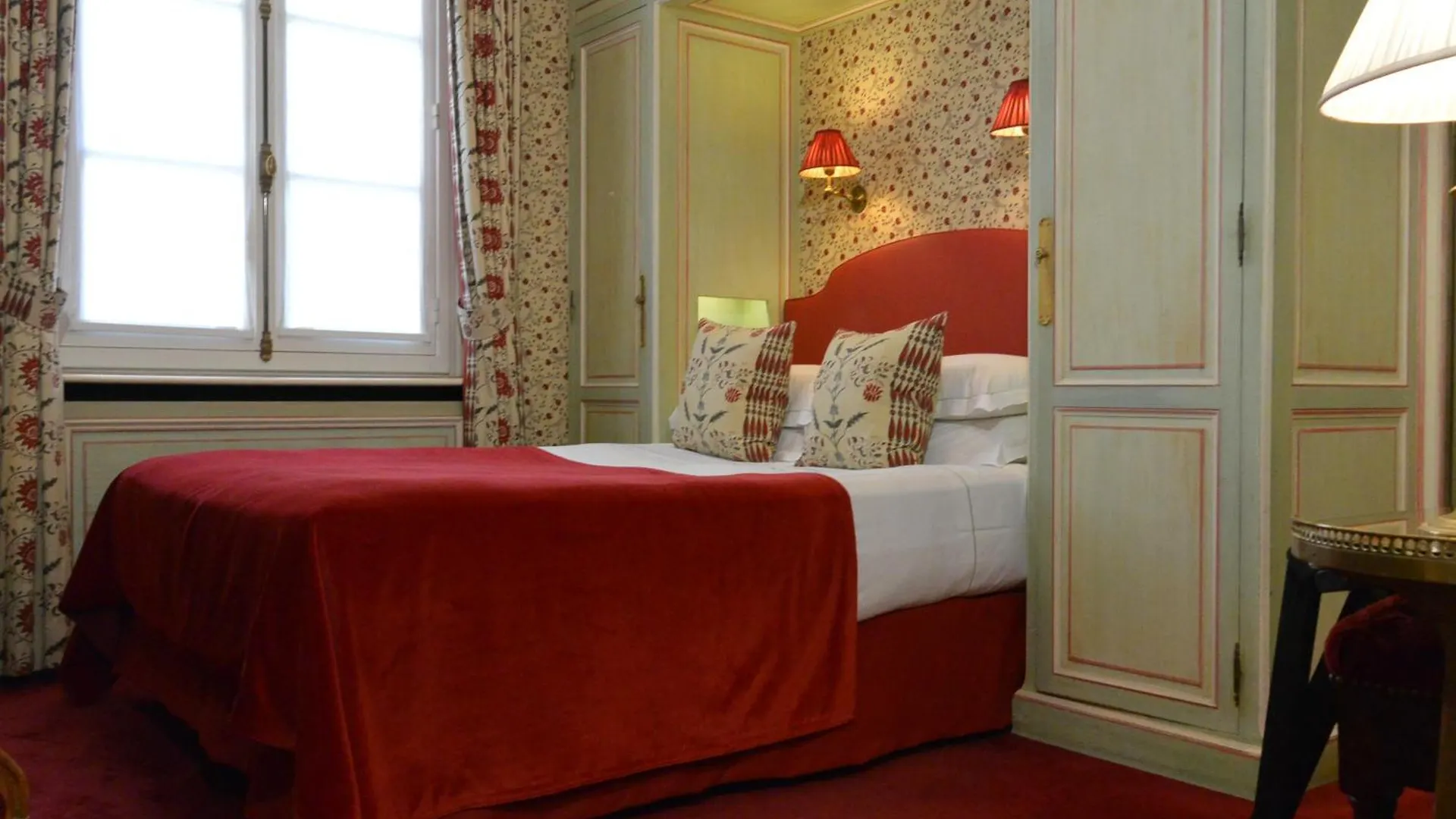 Hotel Duc De St-Simon Paris 4*,
