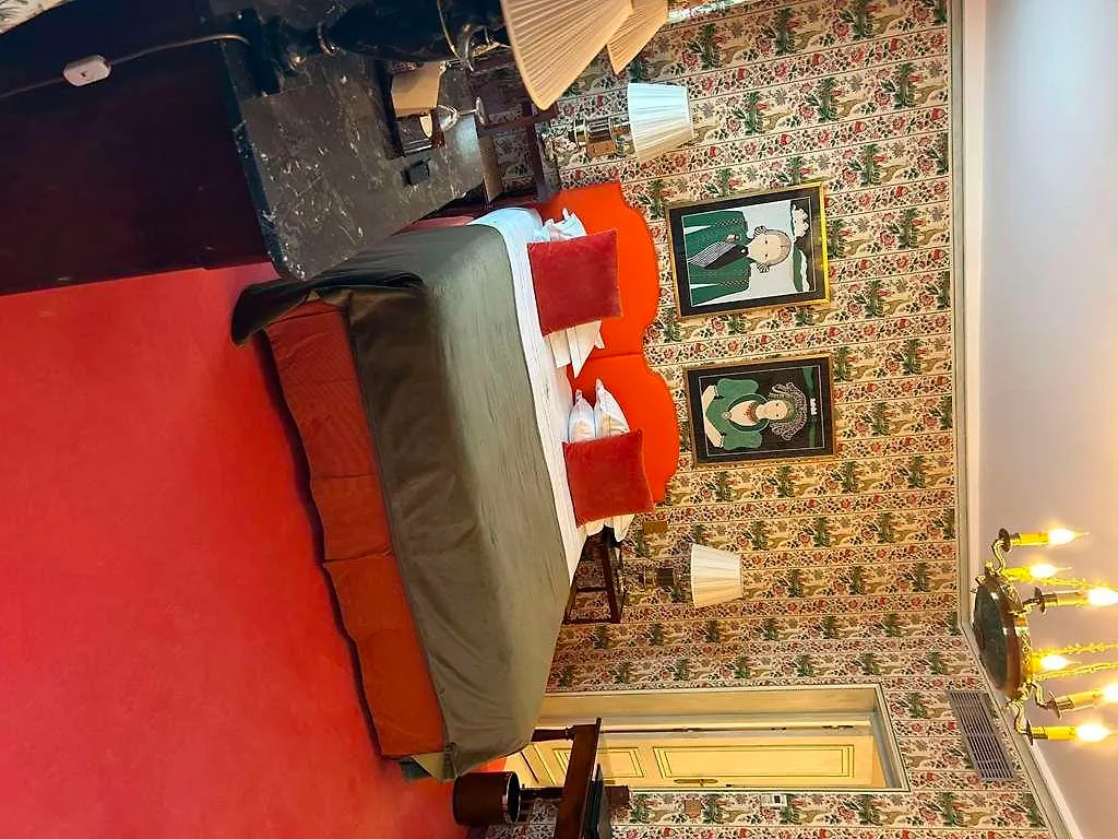 Hotel Duc De St-Simon Paris 4*,
