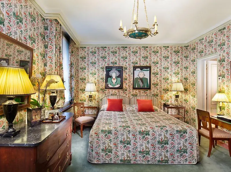 Hotel Duc De St-Simon Paris France